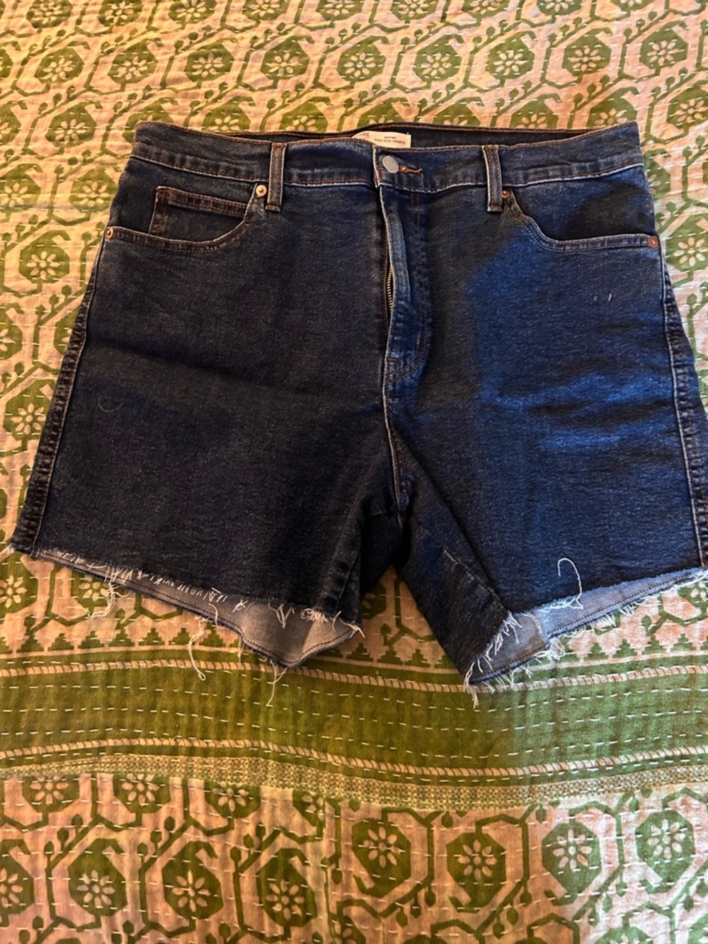 Signature by Levi Strauss Dark Blue Raw Hem Jean Shorts